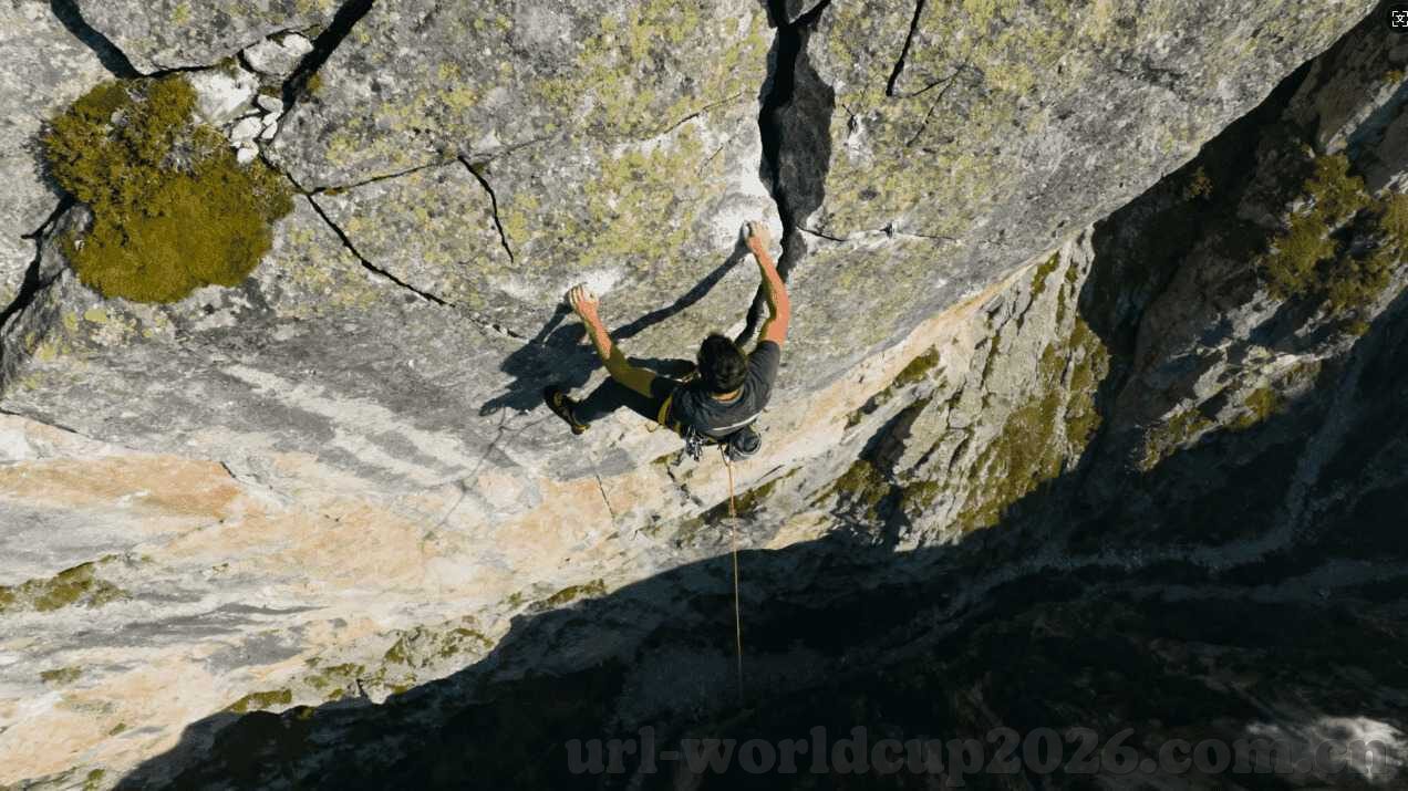 2104世界杯小组赛比分-2104世界杯小组赛比分，激情与悬念的交织